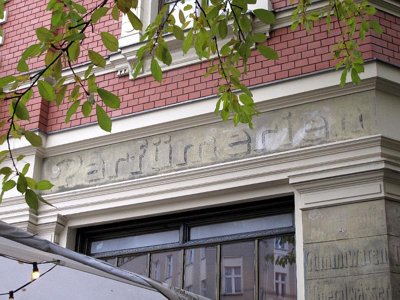 Berlin-Prenzlauer Berg, Pappelallee 73-Ecke Gneiststr., 25.10.2009 (2).JPG